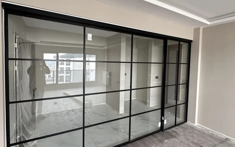 Custom glass partition installation in Dubai