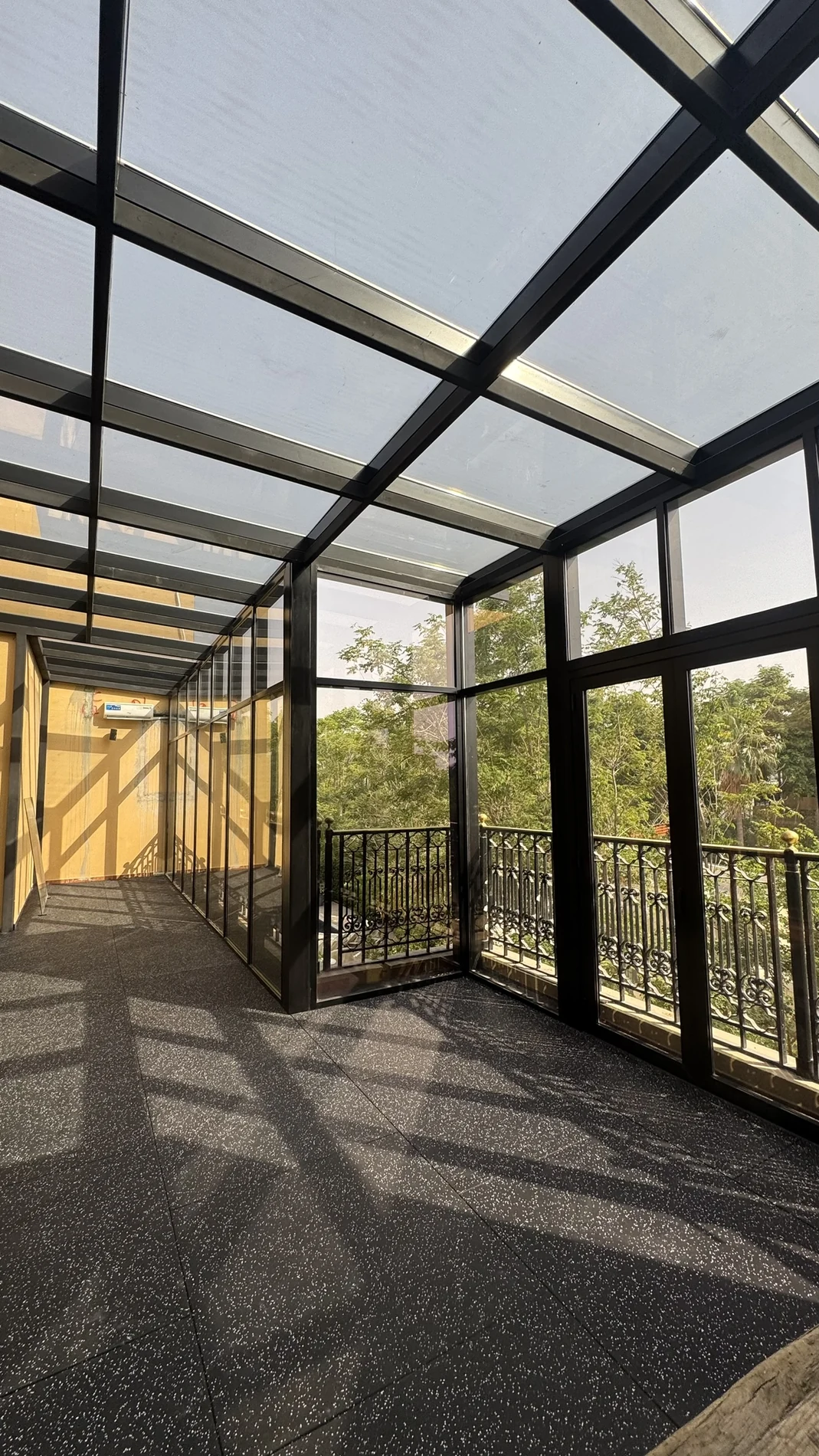 Made-to-measure aluminum project in Dubai by Blue Lake Glass & Aluminum